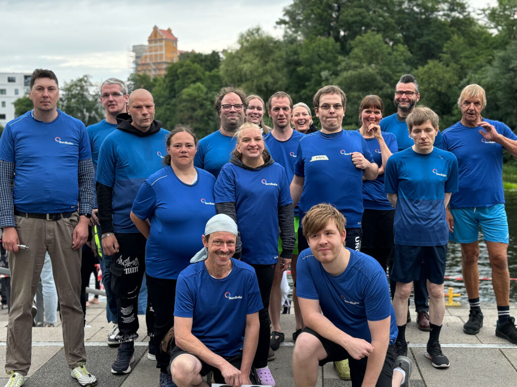 Unser Team beim Drachenbootrennen 2024 in Oranienburg.